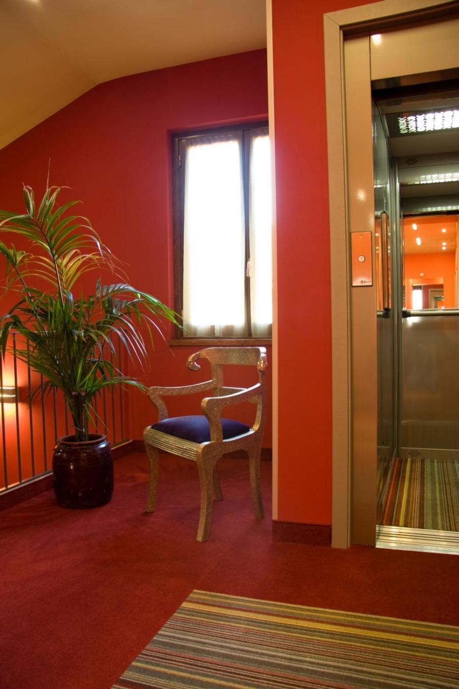 Hotel Fortyfive Кивасо Екстериор снимка